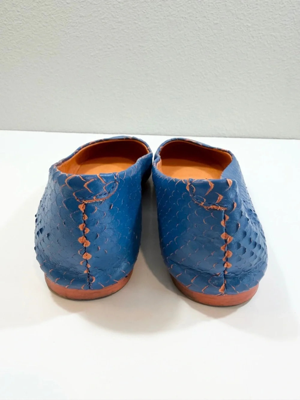 John Fluevog Blue Ballet Flats 6.5 Travel Vogs Embossed Croc Reptile Leather